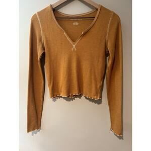 American Eagle Cropped Long Sleeve Shirt